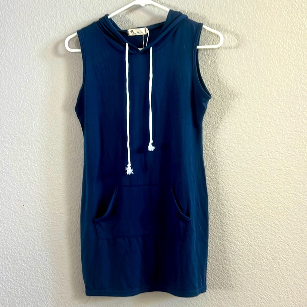 Tide Queen T-Shirt Dress with Front Pocket Size M